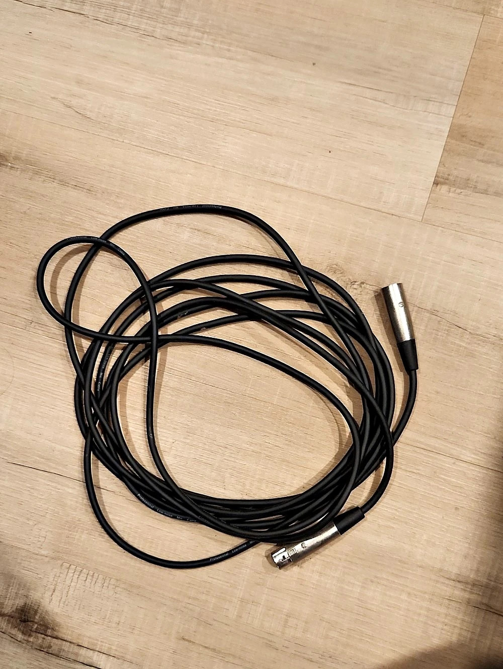 Professional Low-Noise Audio Cable 10 Foot